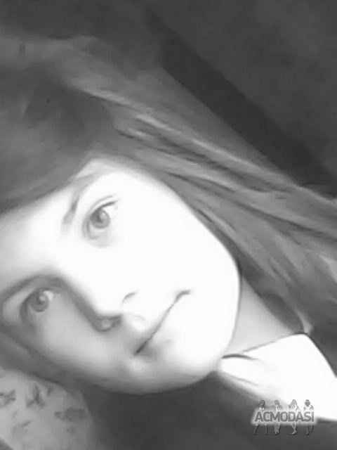 Оксана Александровна Ли фото №974472. Загружено 05 Января 2016