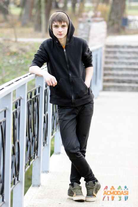 Хмарский  Дмитрий фото №181332. Загружено 09 Апреля 2012