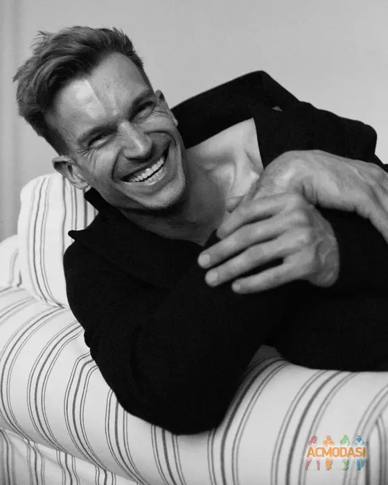 Denis  Bondarenko фото №1935181. Загружено 30 Августа 2025