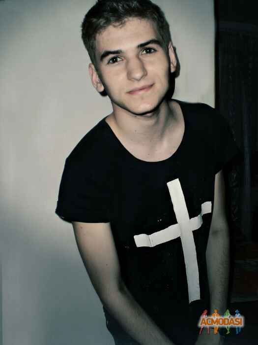 Роман Викторович Форсюк фото №404736. Загружено 10 Мая 2013