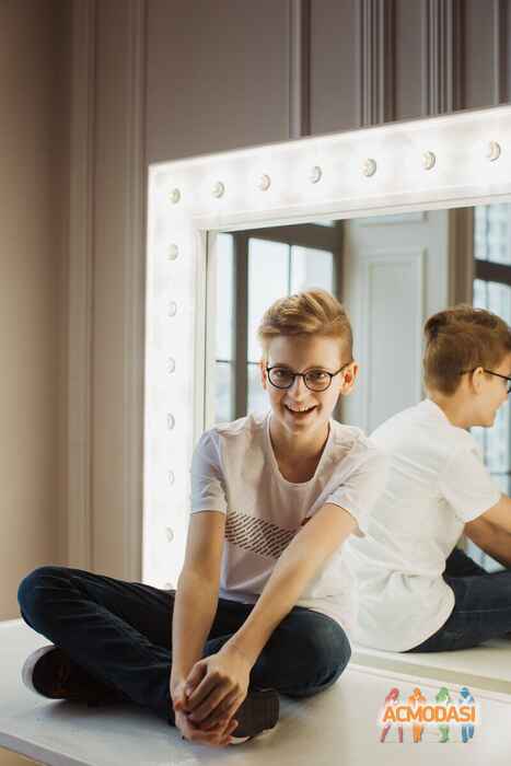 Роман   фото №1463305. Загружено 22 Мая 2019