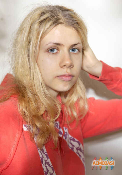 Lucie  Delacroix фото №525520. Загружено 05 Ноября 2013