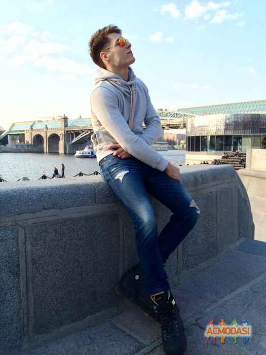 Юрий  Семёнов фото №644708. Загружено 29 Апреля 2014