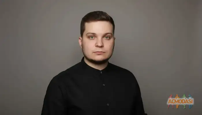 Максим  Валерьевич фото №1941814. Загружено 19 Ноября 2025