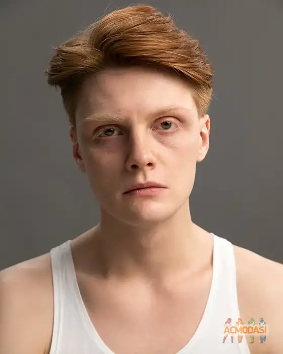 Макар  Можейко фото №1937830. Загружено 03 Октября 2025