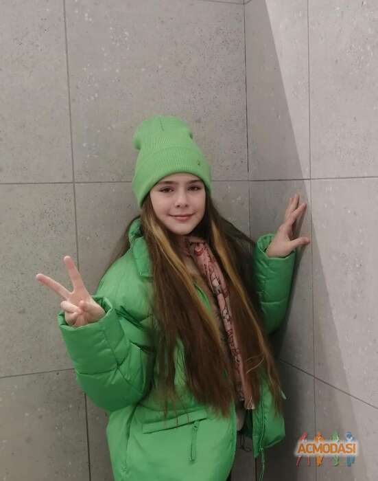 Соня  Тирацуян фото №1850008. Загружено 04 Апреля 2023