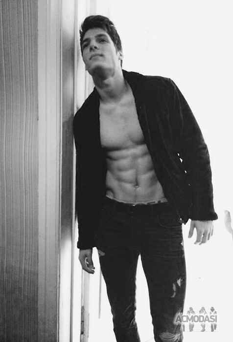 Юрий  Семёнов фото №644676. Загружено 29 Апреля 2014