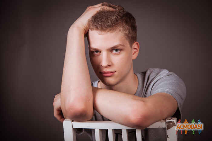 Алексей Вадимович Пономарёв фото №836533. Загружено 19 Марта 2015