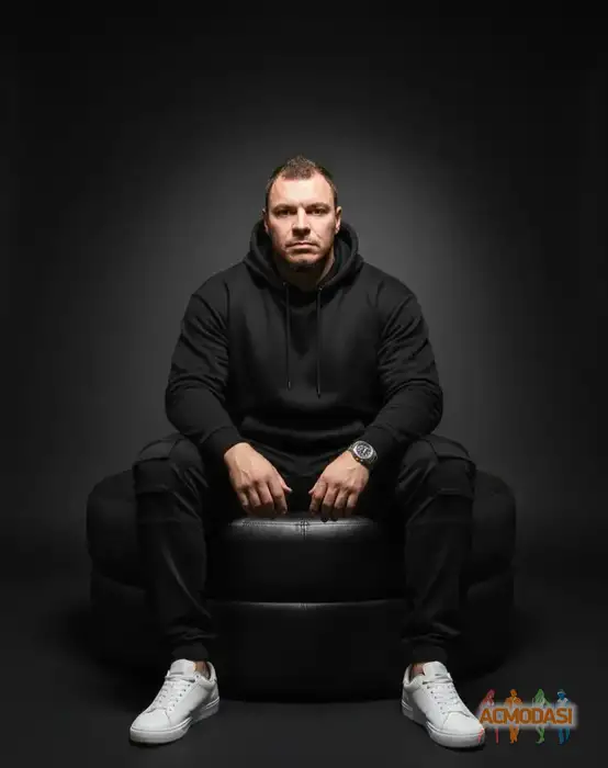 Дмитрий Юрьевич Шлёнский фото №1944210. Загружено 25 Декабря 2025