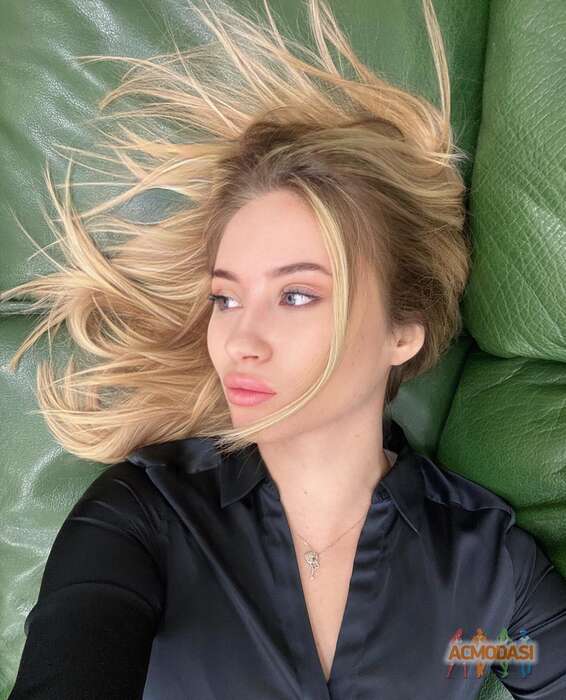 Алина  Попова фото №1785825. Загружено 28 Марта 2022