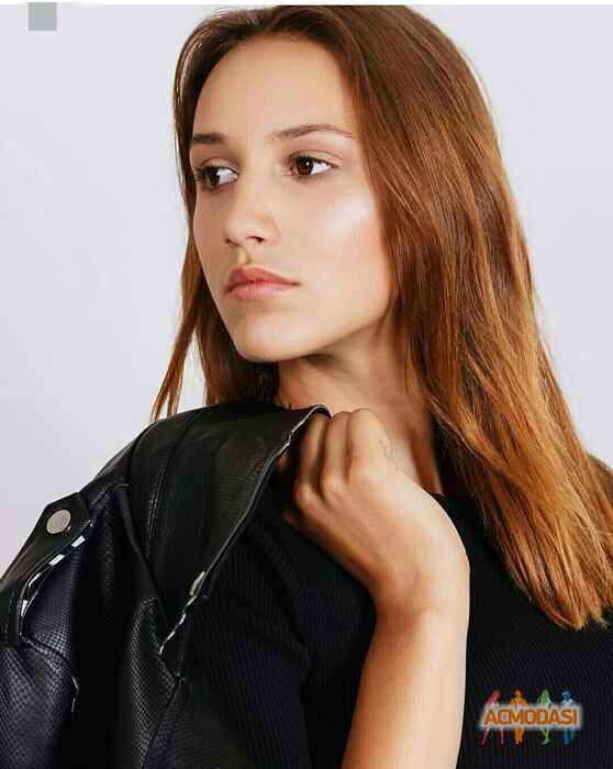 Karina Denisovna Maslakova фото №1496673. Загружено 07 Августа 2019