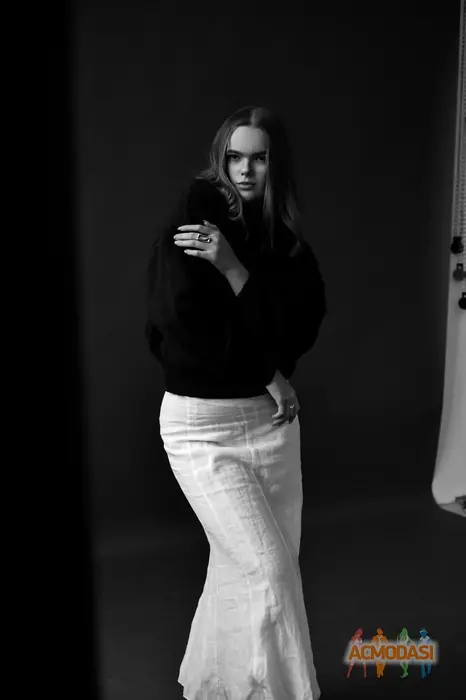 Polina  Brave фото №1931934. Загружено 21 Июля 2025