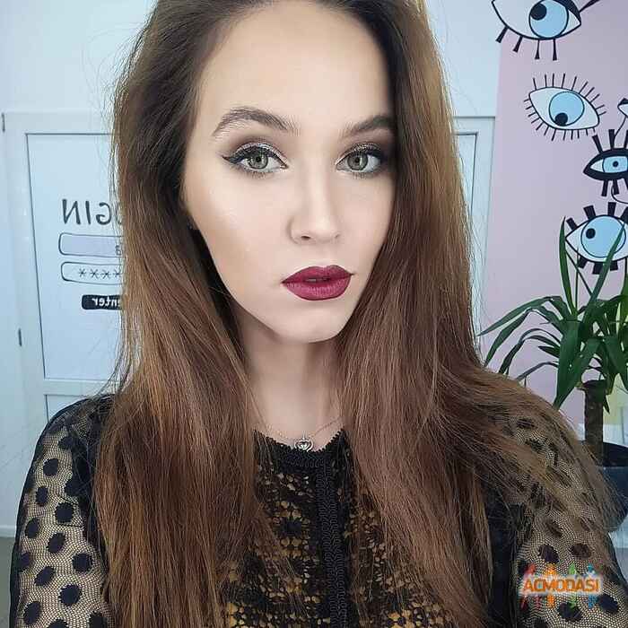 Людмила Василівна Барі фото №1469360. Загружено 03 Июня 2019