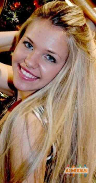 Кристина Владимировна Котова фото №266646. Загружено 07 Октября 2012