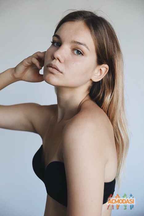 Alina   фото №1422035. Загружено 07 Февраля 2019