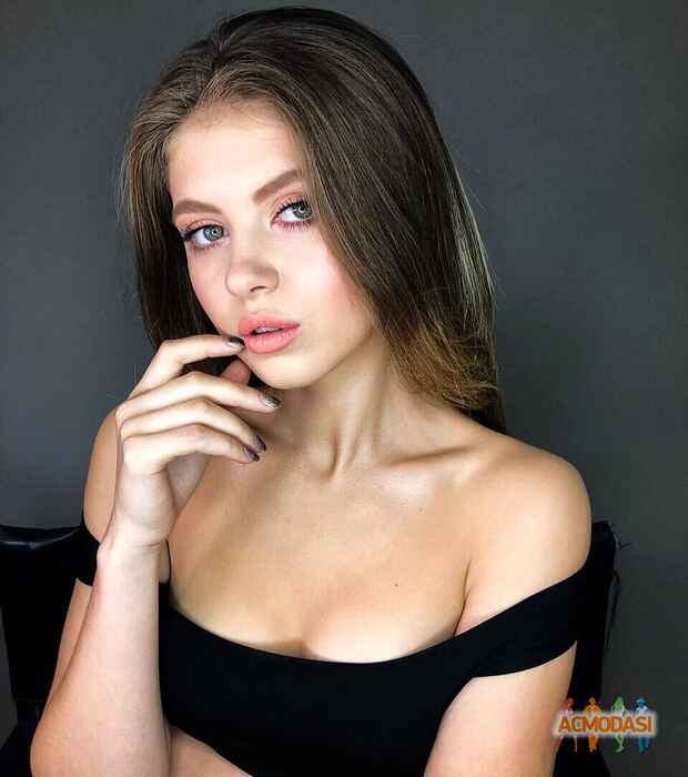 Адриана Андреевна Папук фото №1444980. Загружено 09 Апреля 2019