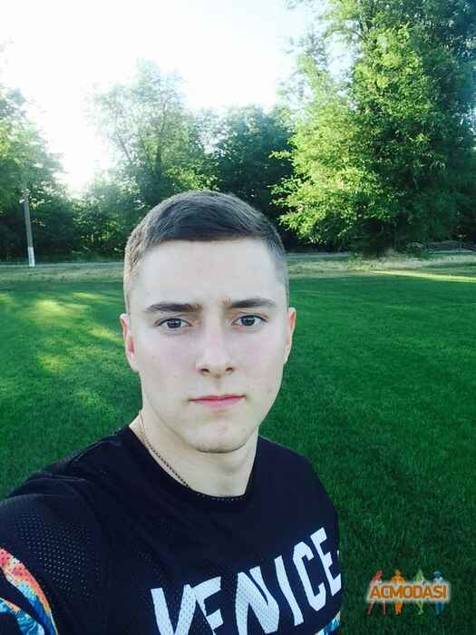 Влад Охремчук Дмитриевич фото №874078. Загружено 15 Июня 2015