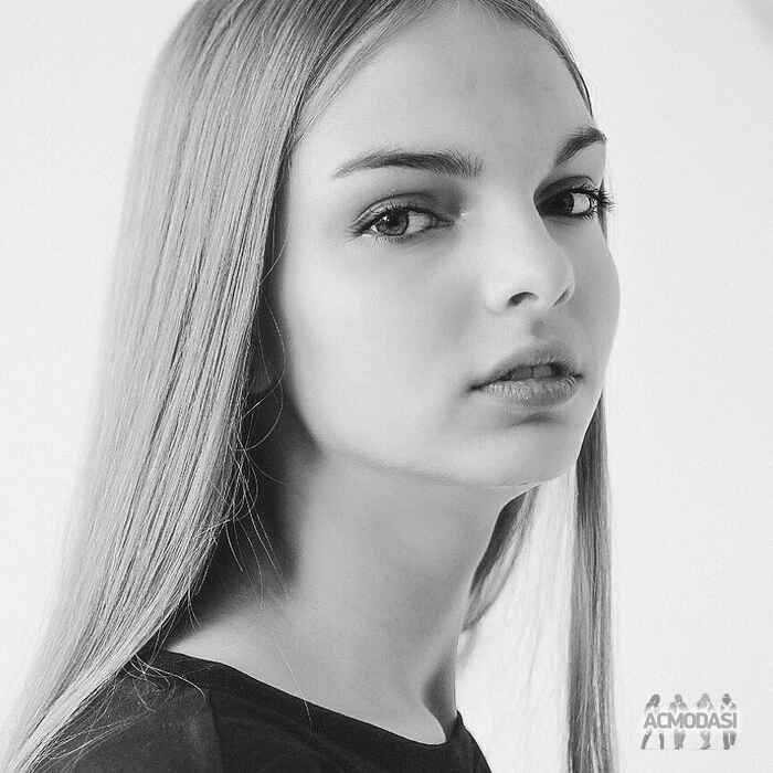 Яна Журавлёва Андреевна фото №1482955. Загружено 08 Июля 2019