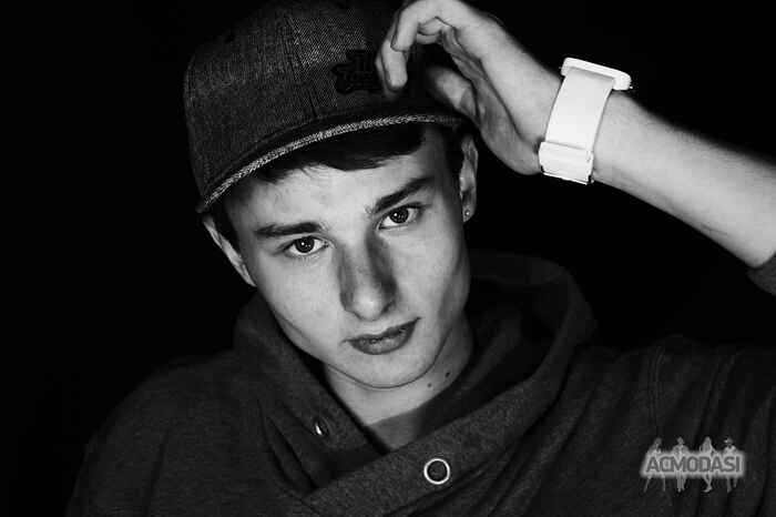 Щербинин Руслан Сергеевич фото №88284. Загружено 17 Октября 2011