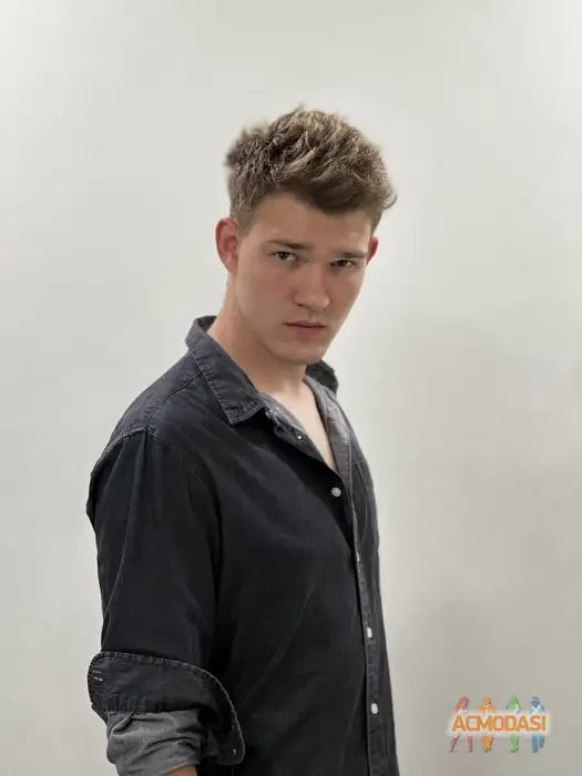 Андрей  Литвинов фото №1938149. Загружено 07 Октября 2025