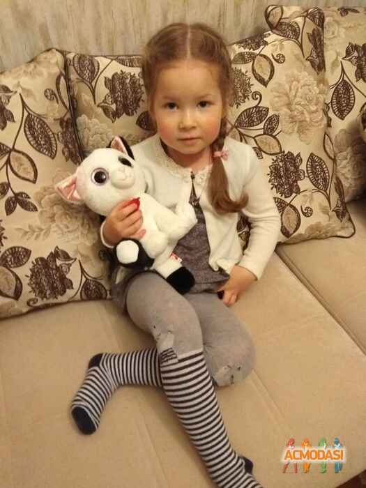 Есения Руслановна Сахоненко фото №1455681. Загружено 09 Мая 2019