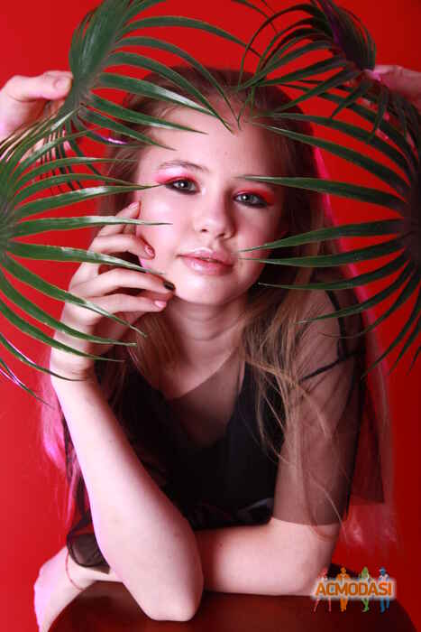 Каріна   фото №1438547. Загружено 24 Марта 2019