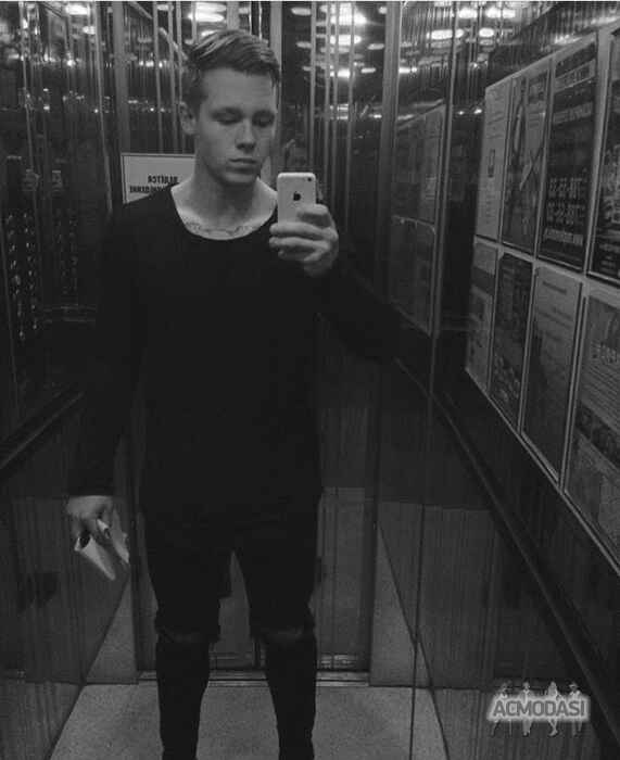 Виктор Витальевич Наумович фото №1007840. Загружено 09 Марта 2016