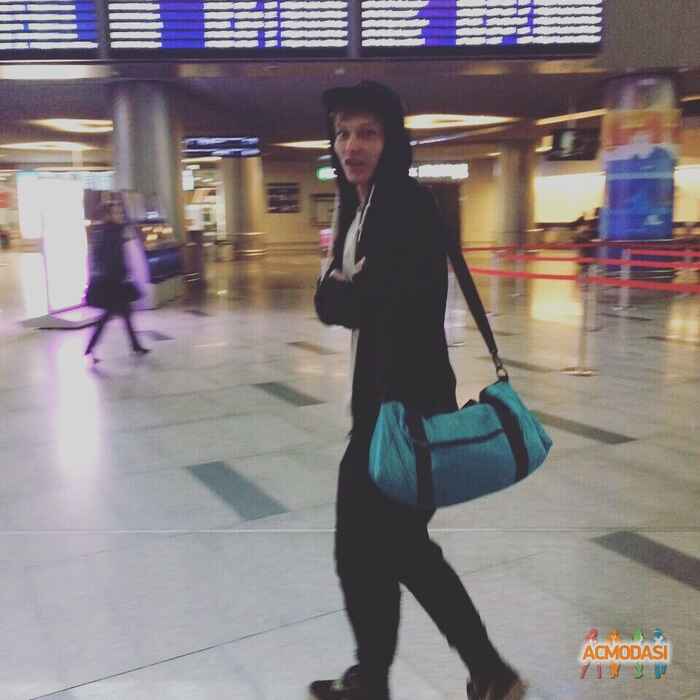 Gin  Braza фото №1445294. Загружено 10 Апреля 2019