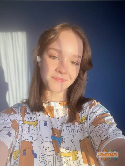 Арина  Рослик фото №1936346. Загружено 15 Сентября 2025