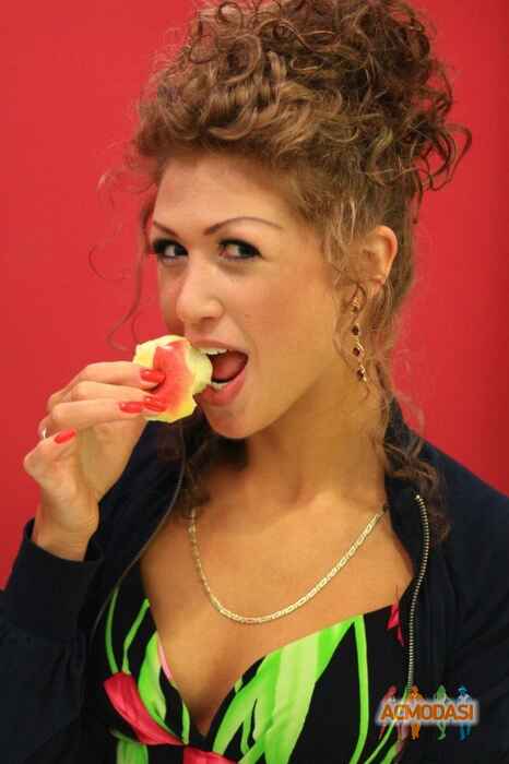 Юлия Вадимовна Марфицына фото №425389. Загружено 08 Июня 2013