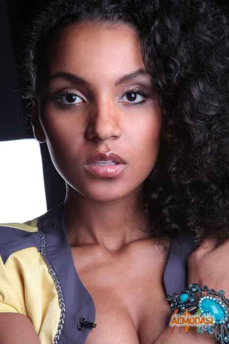 Лолита Бубакариевна Лагутина фото №231287. Загружено 31 Июля 2012