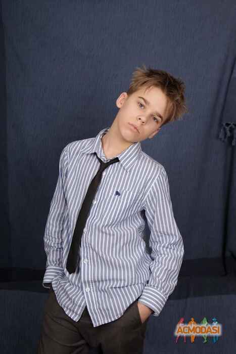 Дидур Давид Дмитриевич фото №289396. Загружено 13 Ноября 2012