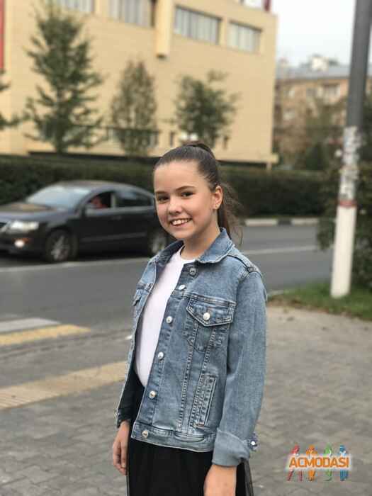 Яна Сергеевна Михайлова фото №1535629. Загружено 04 Ноября 2019