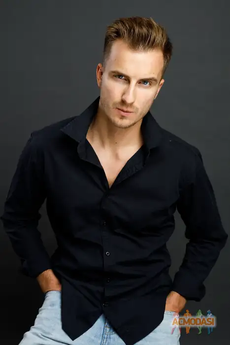 Максим  Александров фото №1937716. Загружено 02 Октября 2025