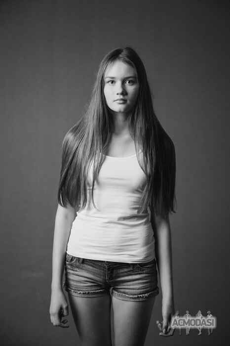 Юрлова Виктория Романовна фото №1024682. Загружено 14 Апреля 2016