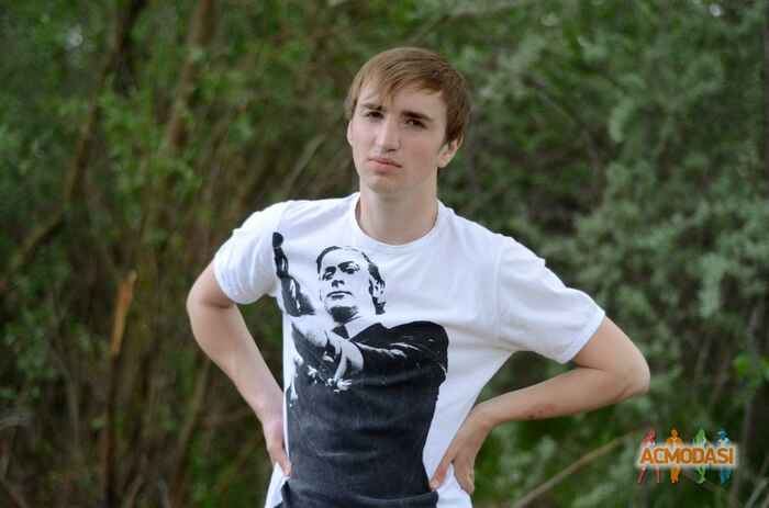 Максим Алексеевич Бондаренко фото №436084. Загружено 27 Июня 2013