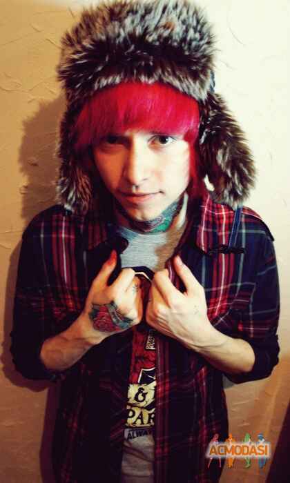 Christian  Collins фото №280018. Загружено 30 Октября 2012