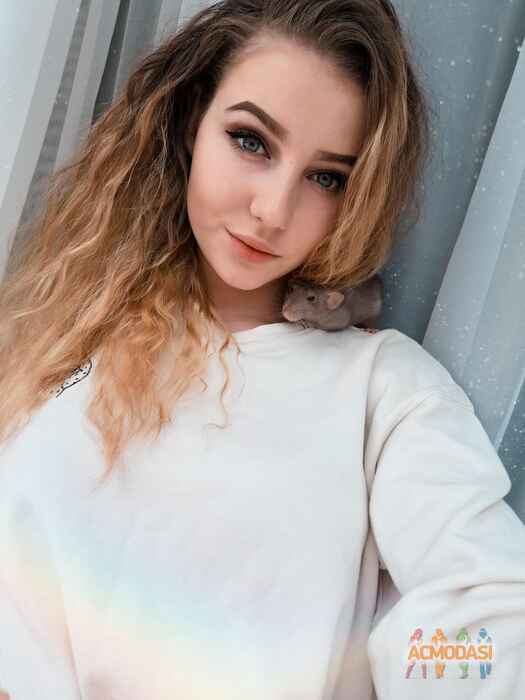 Элина  Мартынова фото №1683542. Загружено 17 Февраля 2021