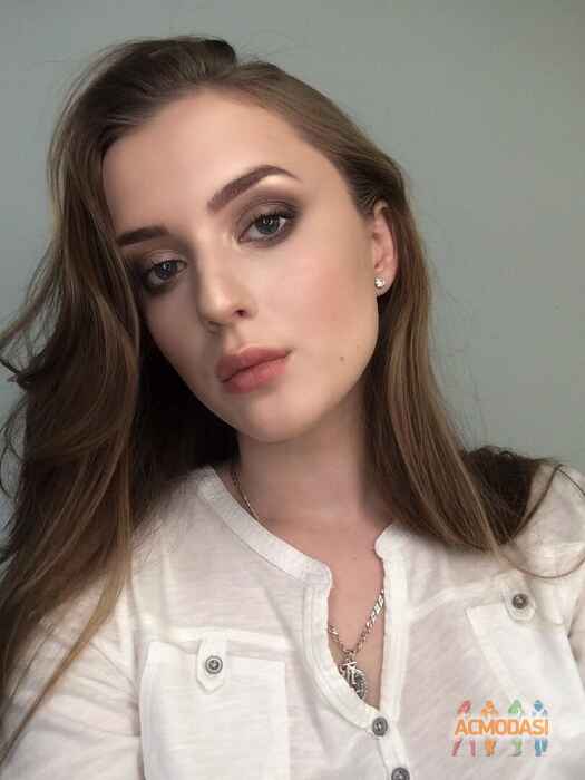 Полина Васильева Фото