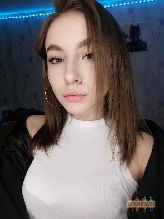 Вика  Рязанова фото №1712773. Загружено 03 Июня 2021