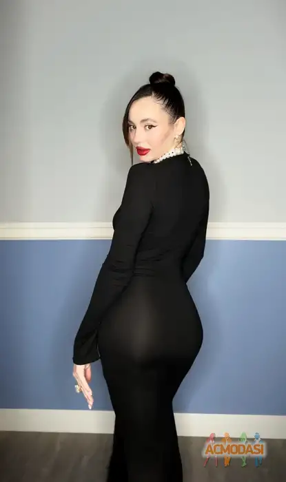 Юлия  Колобова фото №1940870. Загружено 07 Ноября 2025