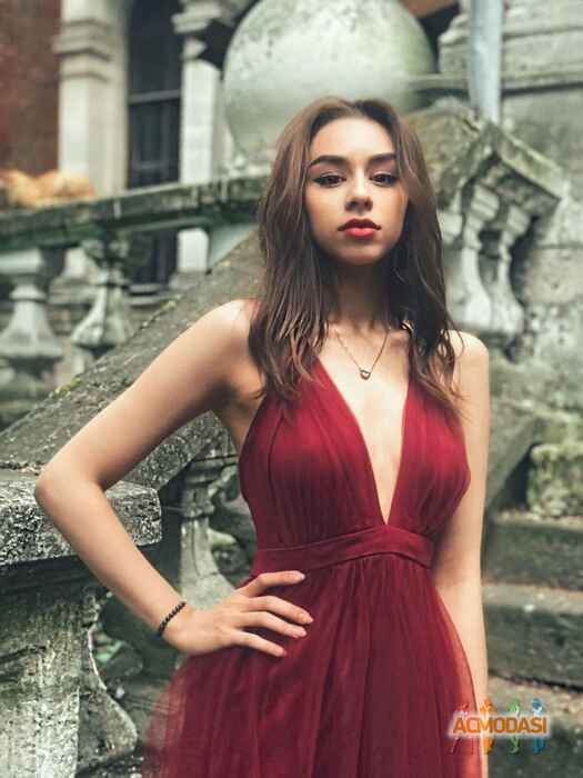 Луиза Ландушевна Чеботарева фото №1462874. Загружено 21 Мая 2019