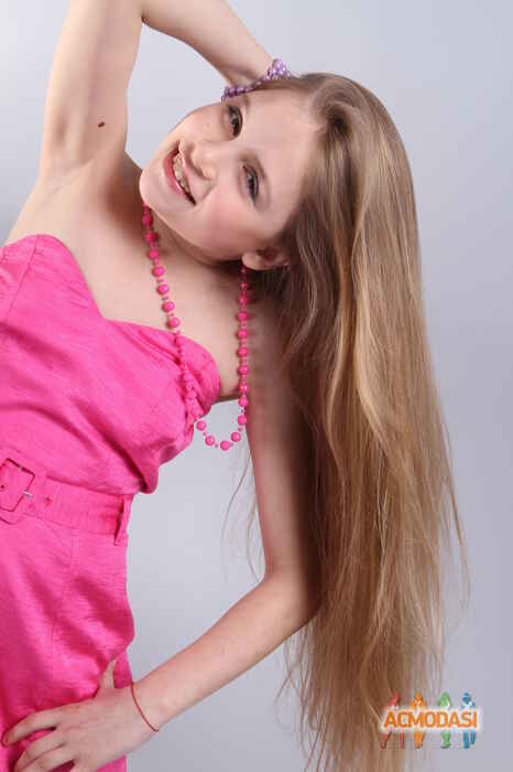 Арина Андреевна Ерёмина фото №299382. Загружено 28 Ноября 2012