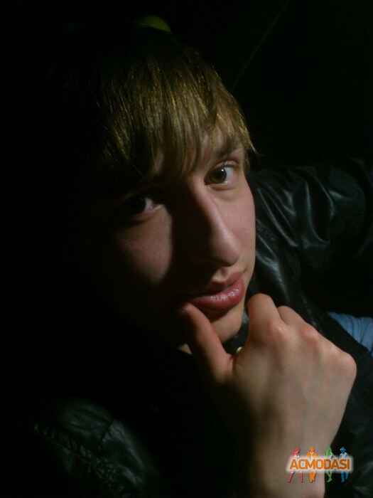 Антон Николаевич Орешников фото №511058. Загружено 15 Октября 2013