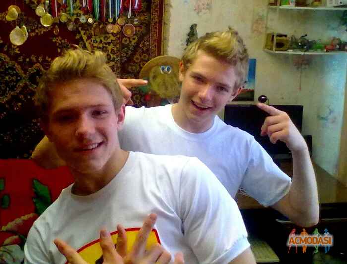 Влад И Стас фото №304149. Загружено 05 Декабря 2012