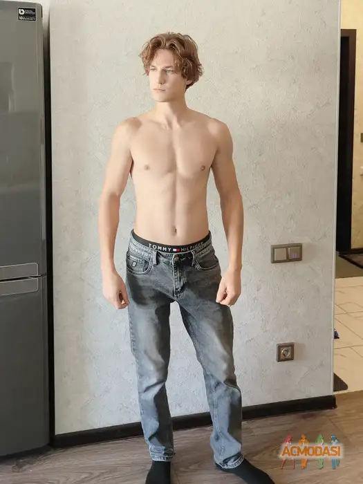 Matvey  Online фото №1939170. Загружено 20 Октября 2025