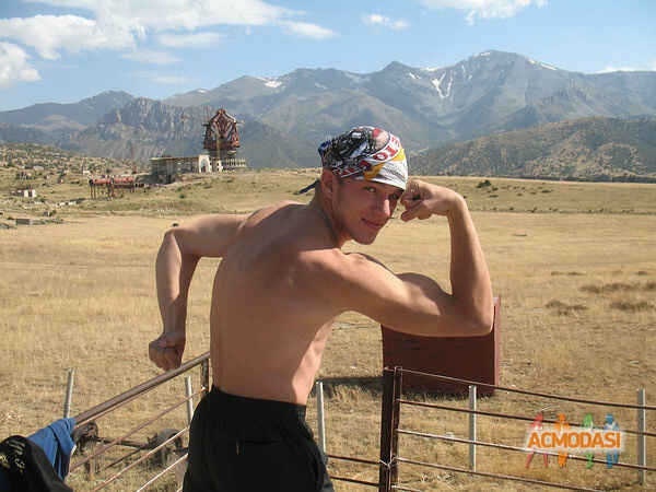 Валентин Валерьевич Полищук фото №422280. Загружено 04 Июня 2013