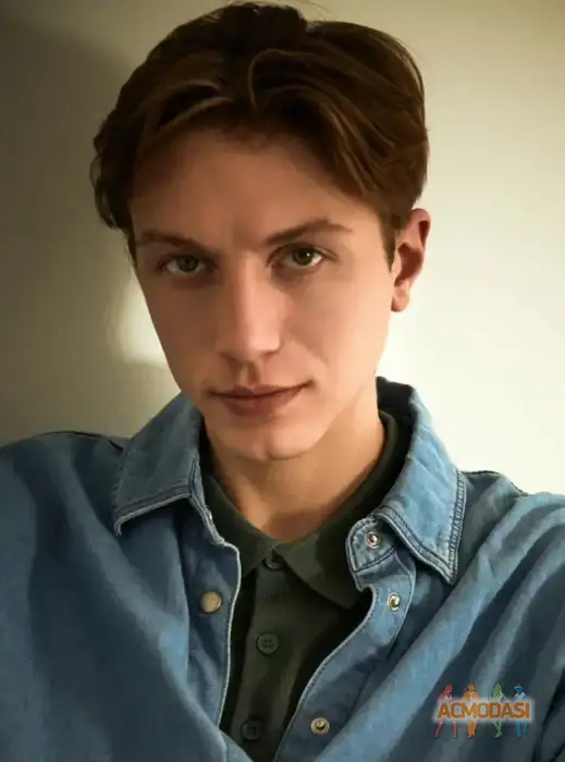 Михаил  Ушурелу фото №1936036. Загружено 12 Сентября 2025