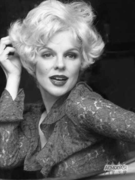 Юлия Викторовна Чеснокова фото №191053. Загружено 27 Апреля 2012