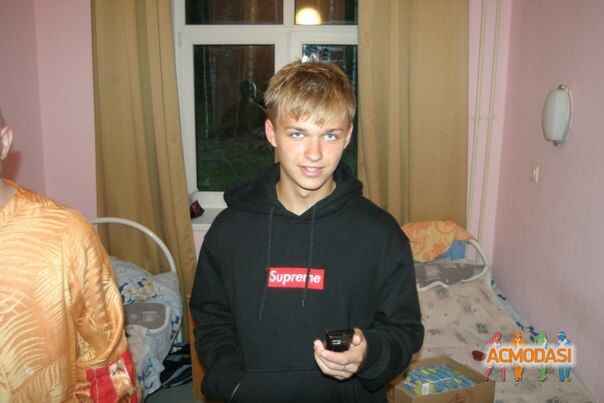 Женя Андреевич Барановский фото №615665. Загружено 15 Марта 2014